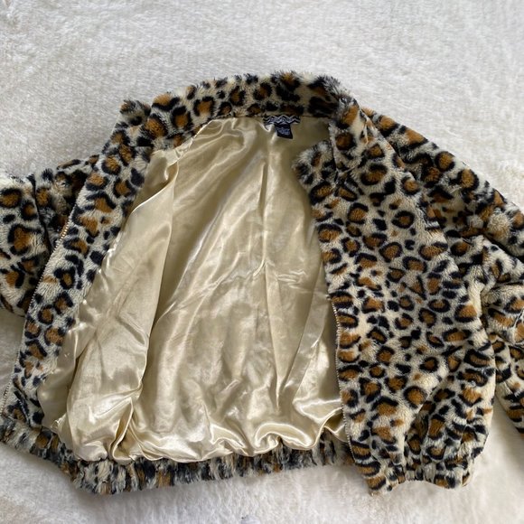 Leopard Print Faux Fur Cropped Jacket size Medium Mob Wife - Picture 10 of 12